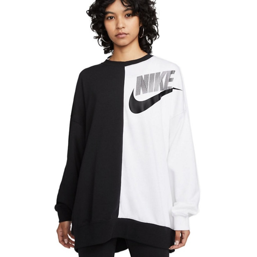 Oversized Nike Sweatshirt
